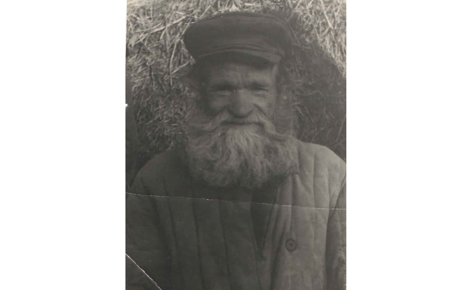 Косолапов Василий Прокофьевич (род.1894 г.-1956 г.), Тамбовская обл., с. Христофоровка, рядовой, участвовал в боях в Курской области. Прадед помощника сенатора В. Бекетова Е. Косолаповой