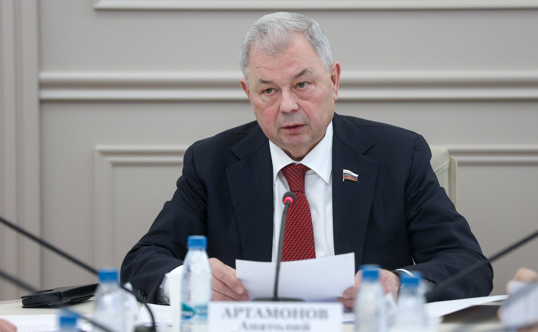 Анатолий Артамонов