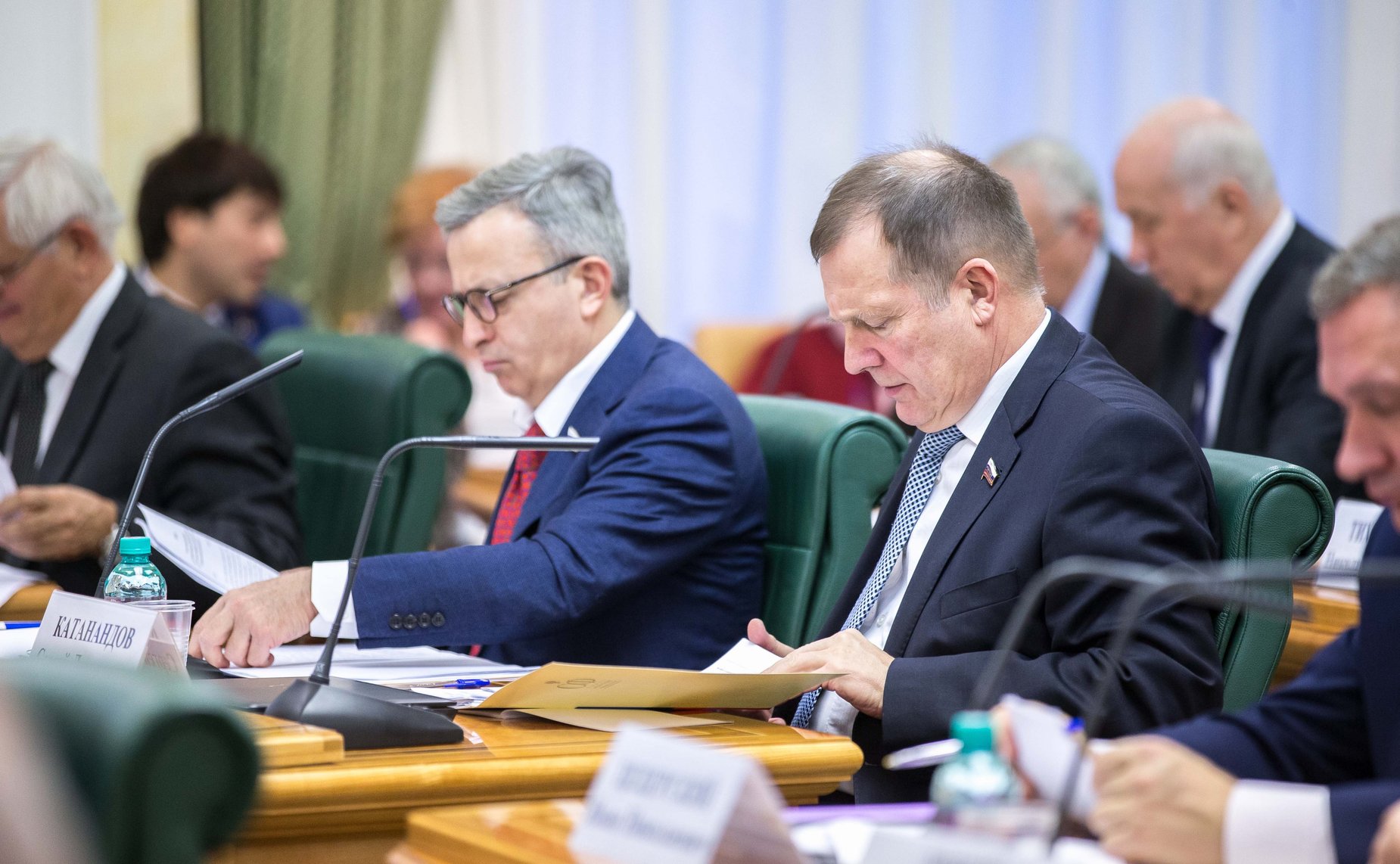 С. Катанандов