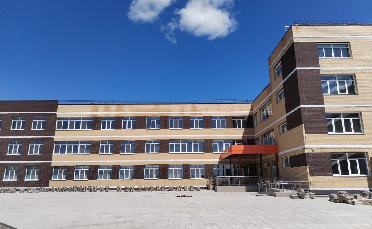 Сергей Михайлов в рамках рабочей поездки проверил ход строительных работ в образовательных организациях Забайкальского края