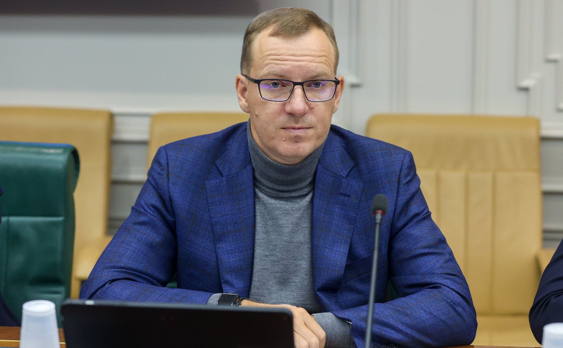 Совещание Комитета Совета Федерации по экономической политике на тему «Об обеспечении равных возможностей пользования качественными услугами почтовой связи гражданами Чукотского автономного округа»