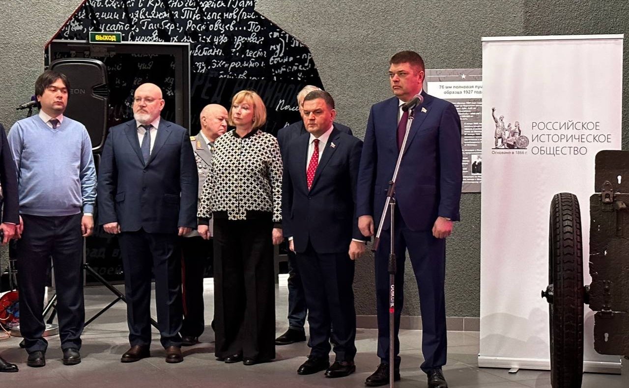 В музее-заповеднике «Прорыв блокады Ленинграда» открылась выставка военной техники «Фашизм. Невыученные уроки истории. Связь времен»