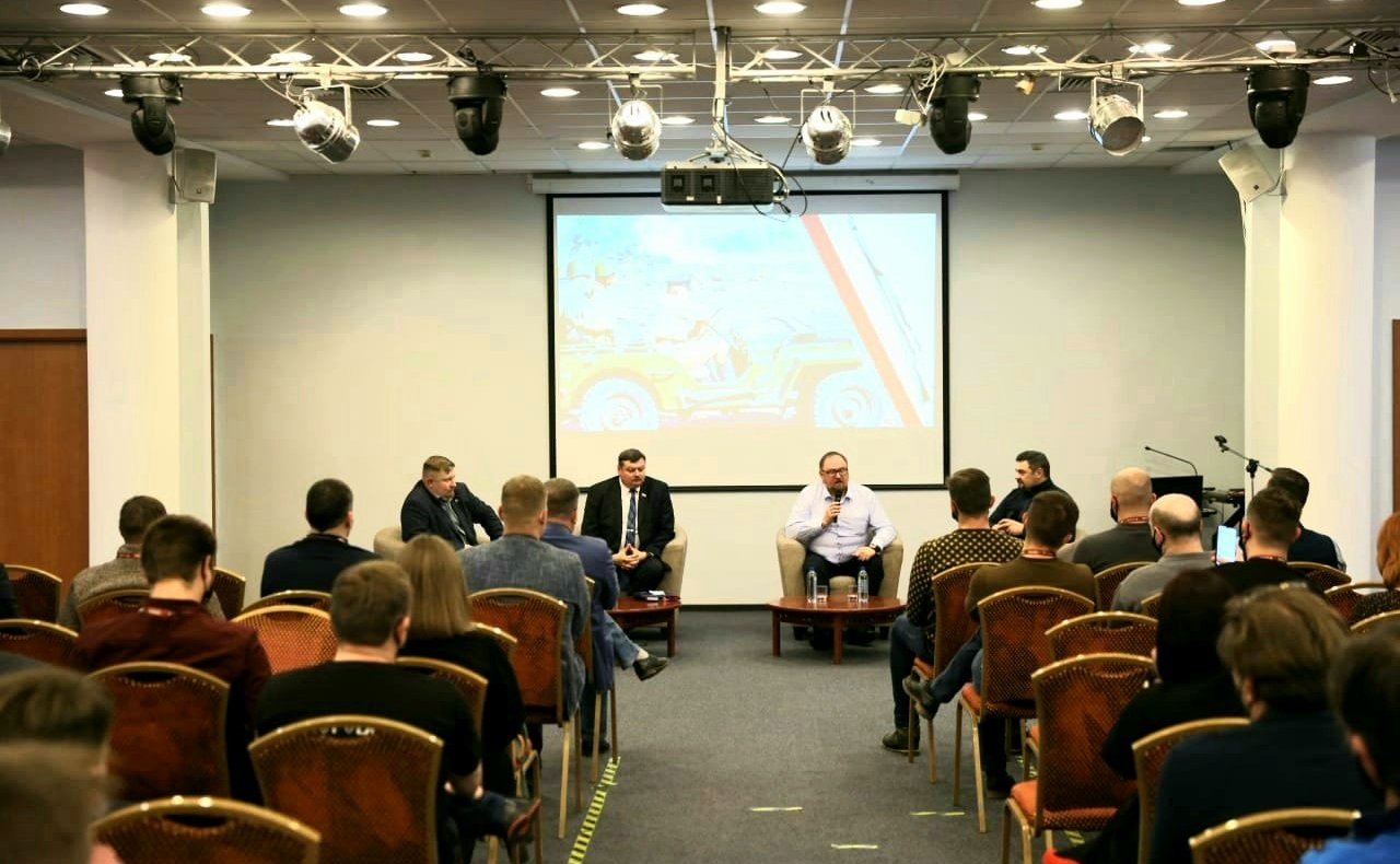 Сергей Колбин выступил в ходе панельной дискуссии «Правовые вопросы организации деятельности клубов военно-исторической реконструкции и взаимодействия с органами исполнительной власти»