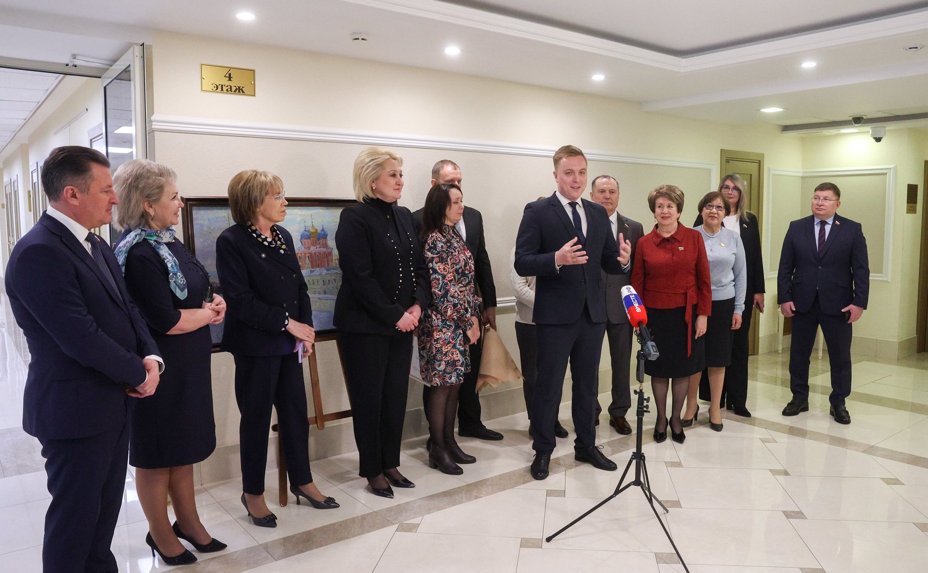 Торжественное открытие в Совете Федерации персональной выставки художника-живописца И. Лысенкова «Матушка Рязань»