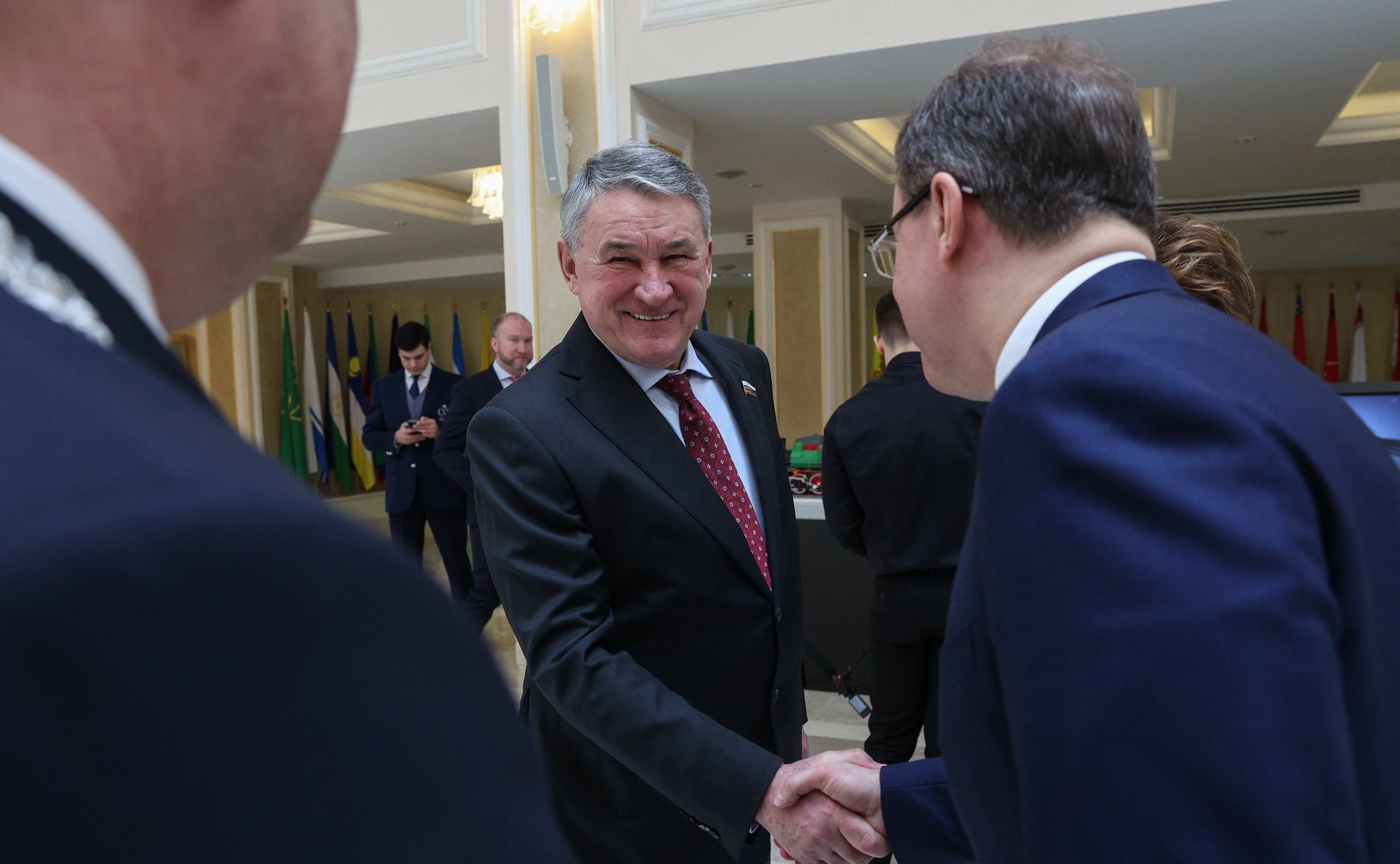 Открытие в Совете Федерации выставочной экспозиции для ознакомления с 20-летней историей ОАО «Российские железные дороги»