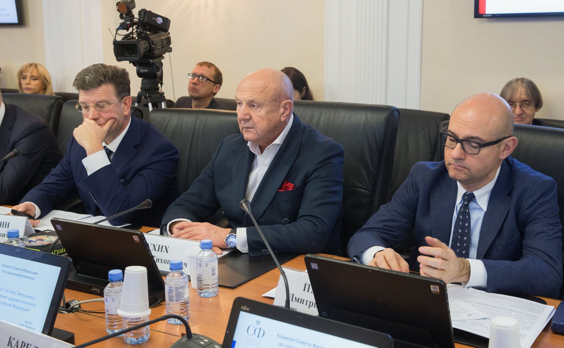 «Круглый стол» на тему «Актуальные вопросы сохранения здоровья мужского населения»