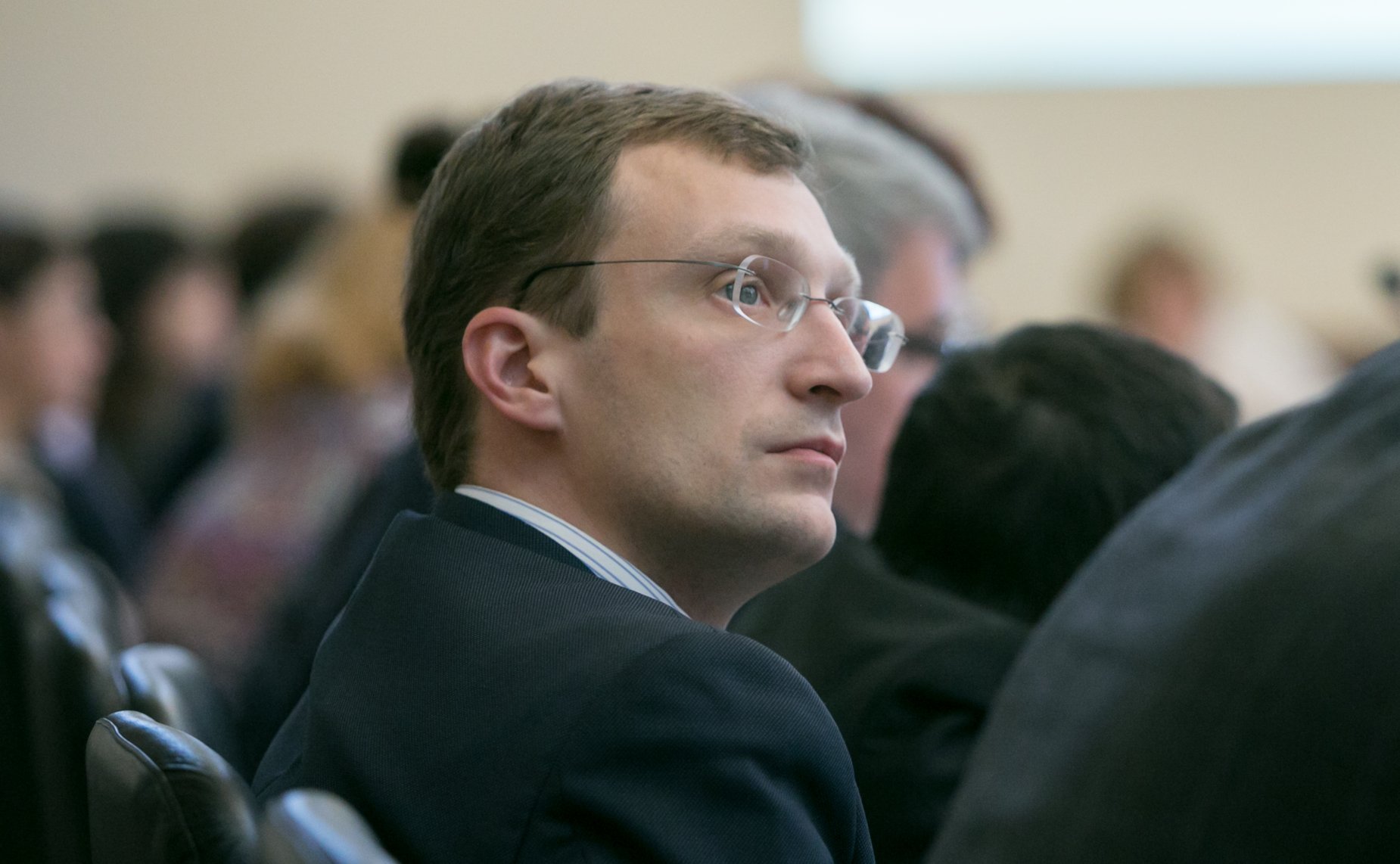 Людмила Козлова провела «круглый стол» на тему «Законодательные аспекты подготовки и переподготовки кадров в сфере здравоохранения»