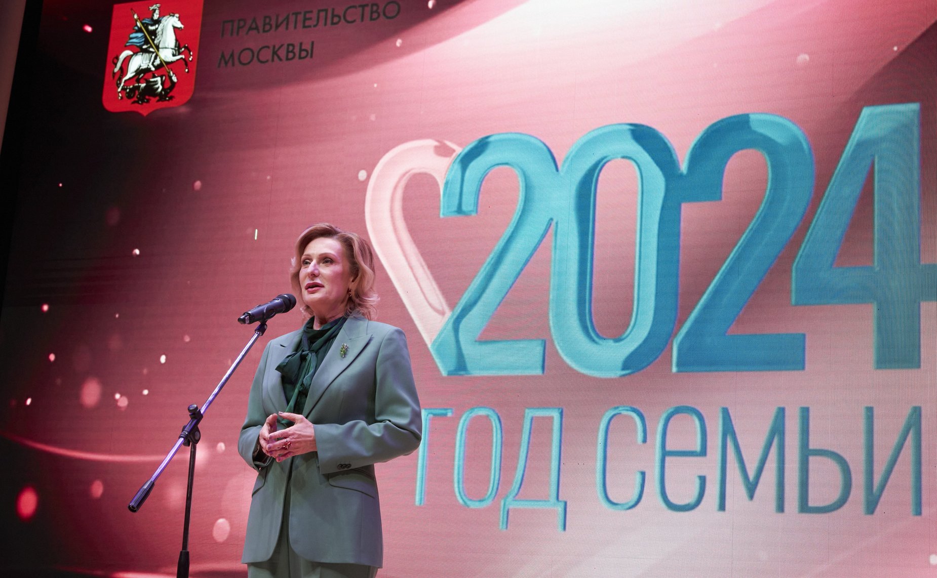 Заместитель Председателя Совета Федерации Инна Святенко приняла участие в торжественном мероприятии, посвященном открытию Года семьи в Москве