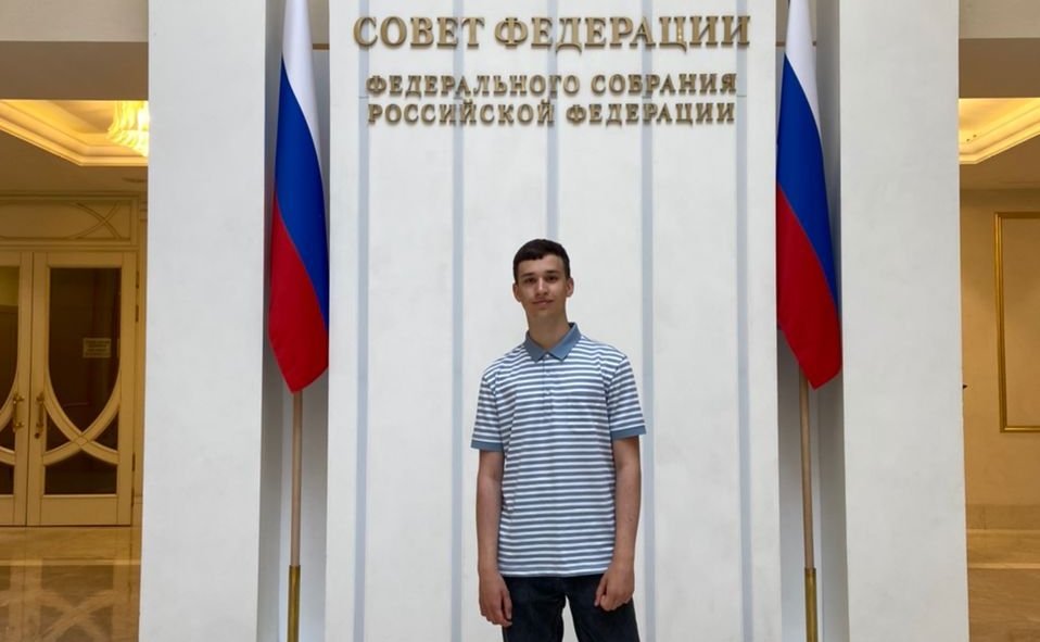 Оксана Хлякина встретилась с участником культурно-образовательного проекта «Поезд Памяти»