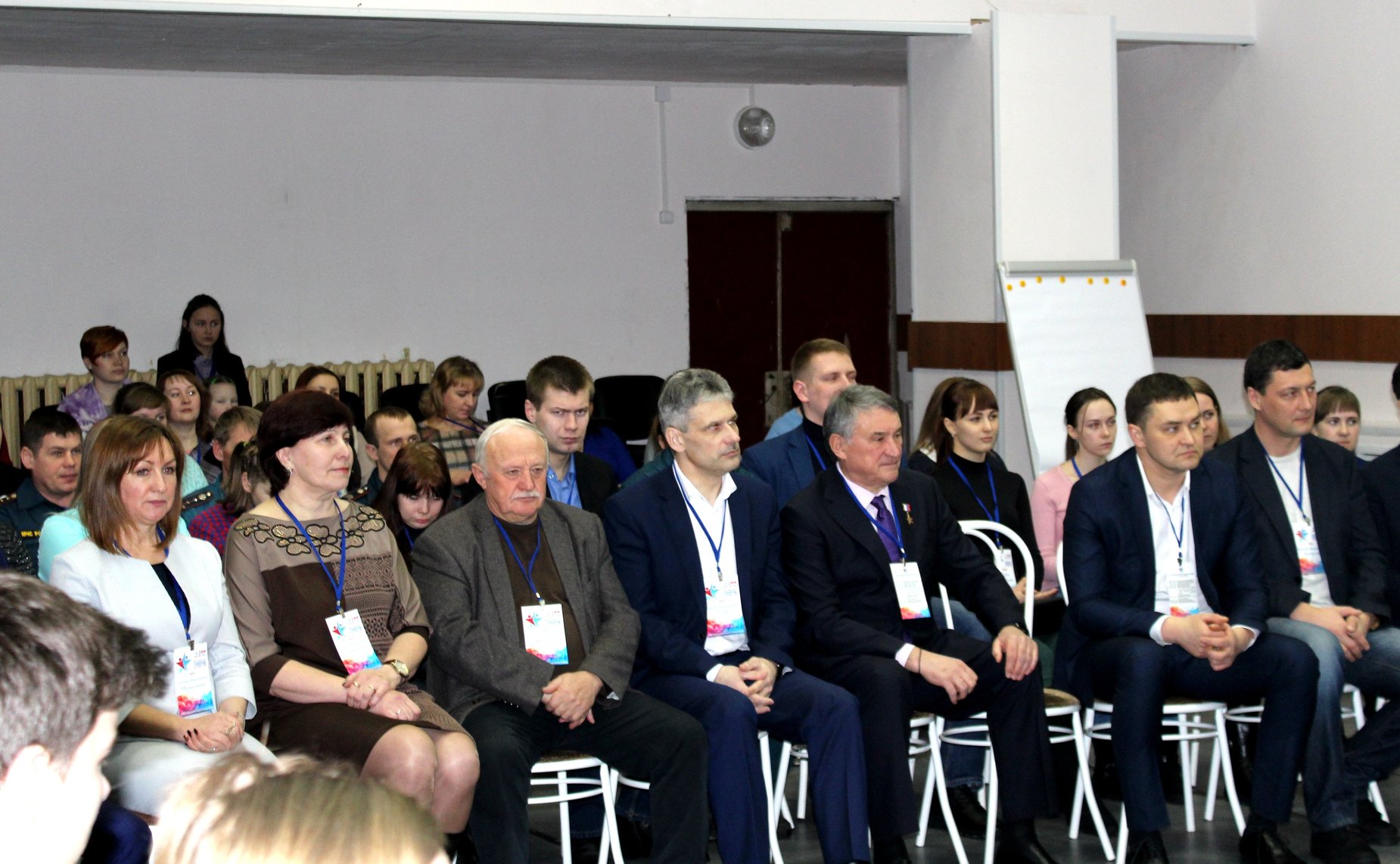 Юрий Воробьев принял участие в молодёжном форуме «Мы – будущее страны»