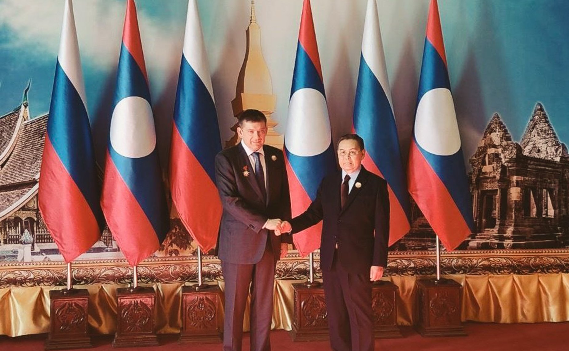 Встреча Николая Журавлева с Председателем Национального собрания ЛНДР Сайсомпхоном Фомвиханом