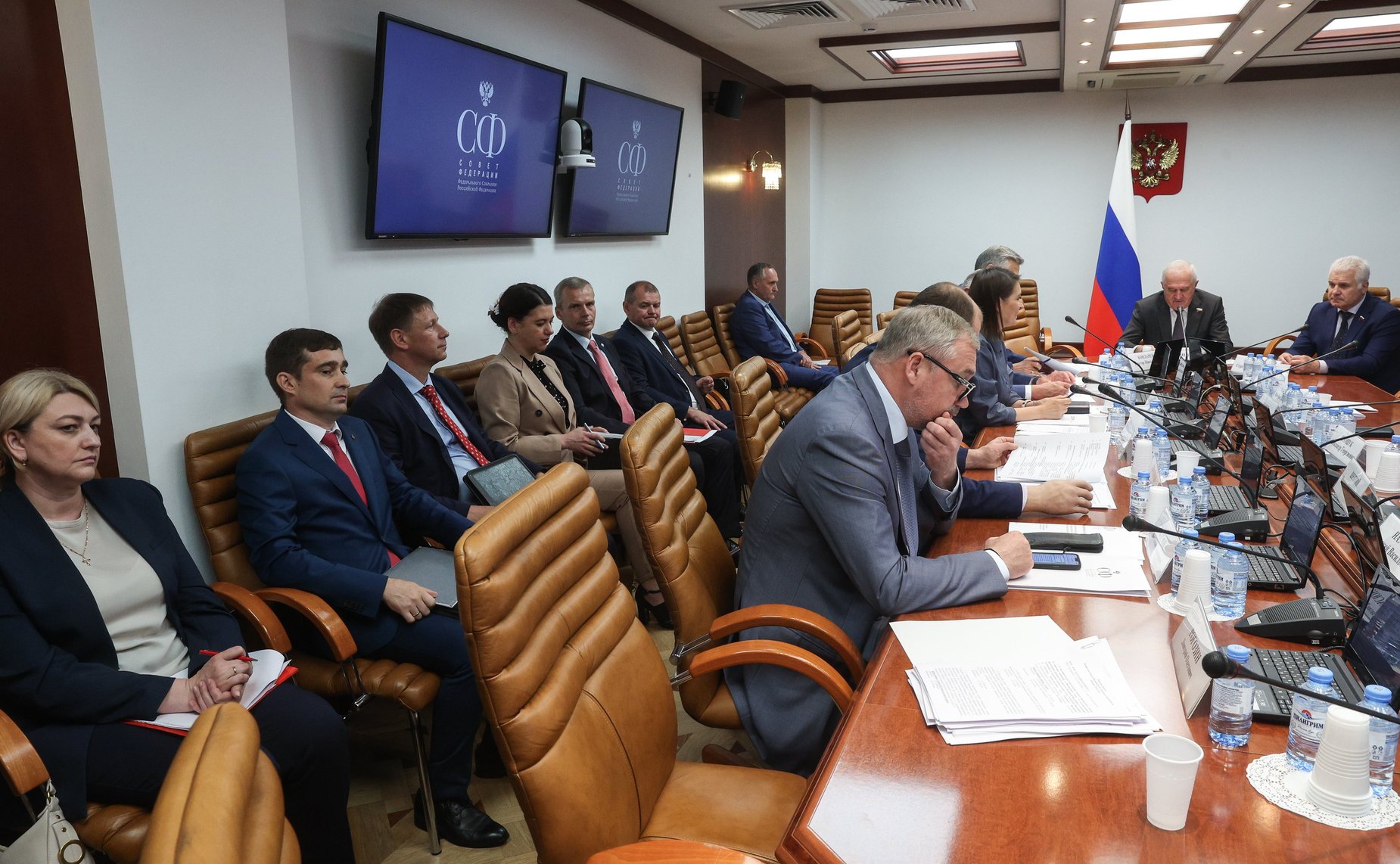 Совещание Комитета Совета Федерации по обороне и безопасности совместно с Комитетом Совета Федерации по социальной политике