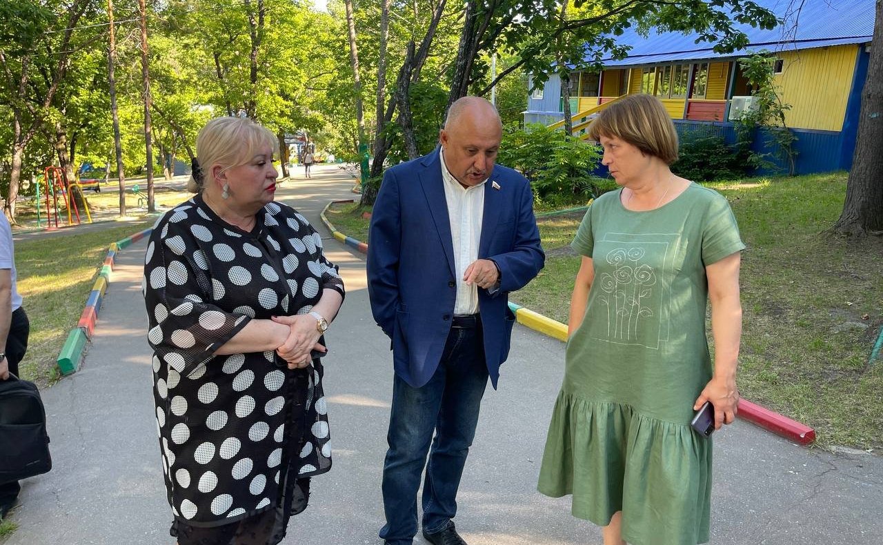 Андрей Базилевский посетил детский лагерь отдыха и оздоровления детей «Мир детства» в Мичуринском сельском поселении края