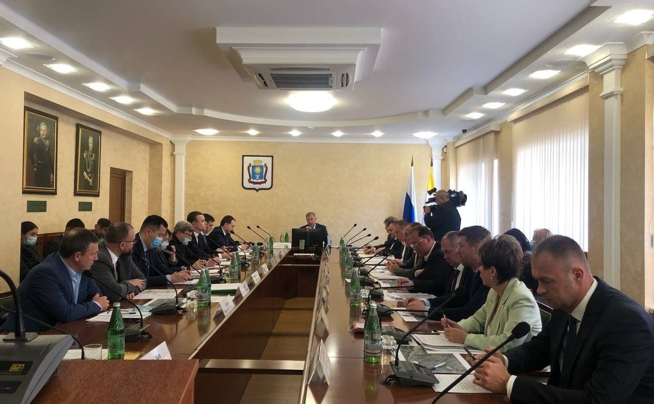 Анатолий Артамонов провел совещание по вопросу создания особой экономической зоны (ОЭЗ) города-курорта Кисловодска туристско-рекреационного типа «Международный медицинский кластер «Солнечная долина»