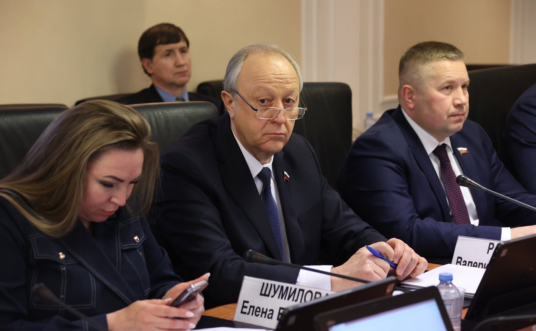 Круглый стол Комитета СФ по федеративному устройству, региональной политике, МСУ и делам Севера