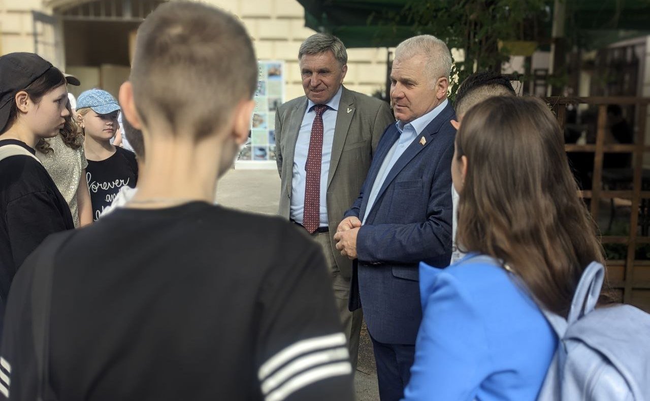 Дети участников СВО из Марий Эл познакомились с достопримечательностями Санкт-Петербурга