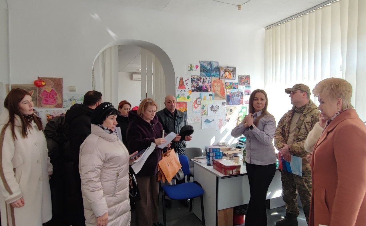 Ольга Бас провела встречу с детским омбудсменом ЛНР