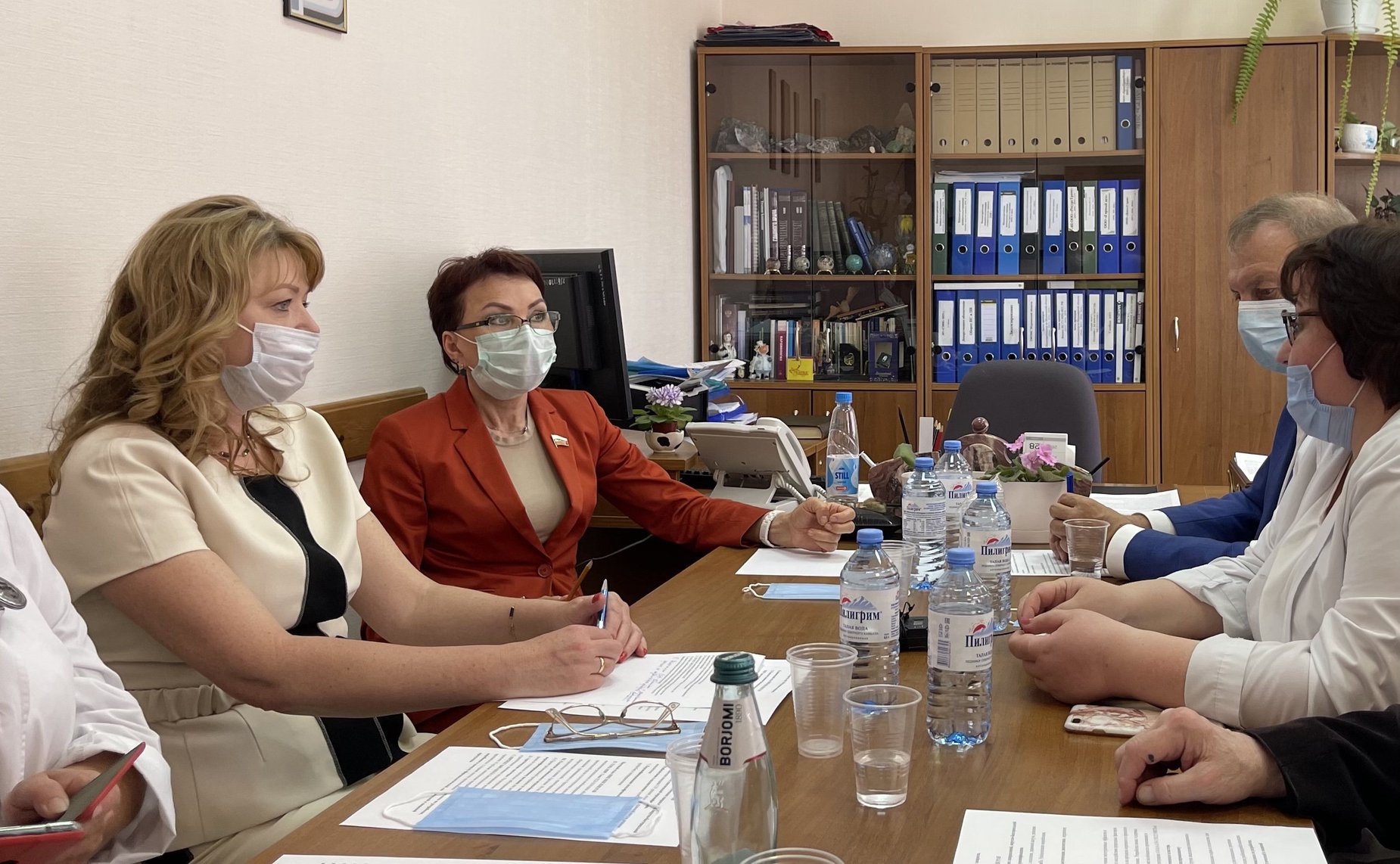 Татьяна Кусайко в ходе рабочей поездки в регион встретилась с научными и медицинскими сотрудниками Научно-исследовательского центра медико-биологических проблем адаптации человека в Арктике (КНЦ РАН)