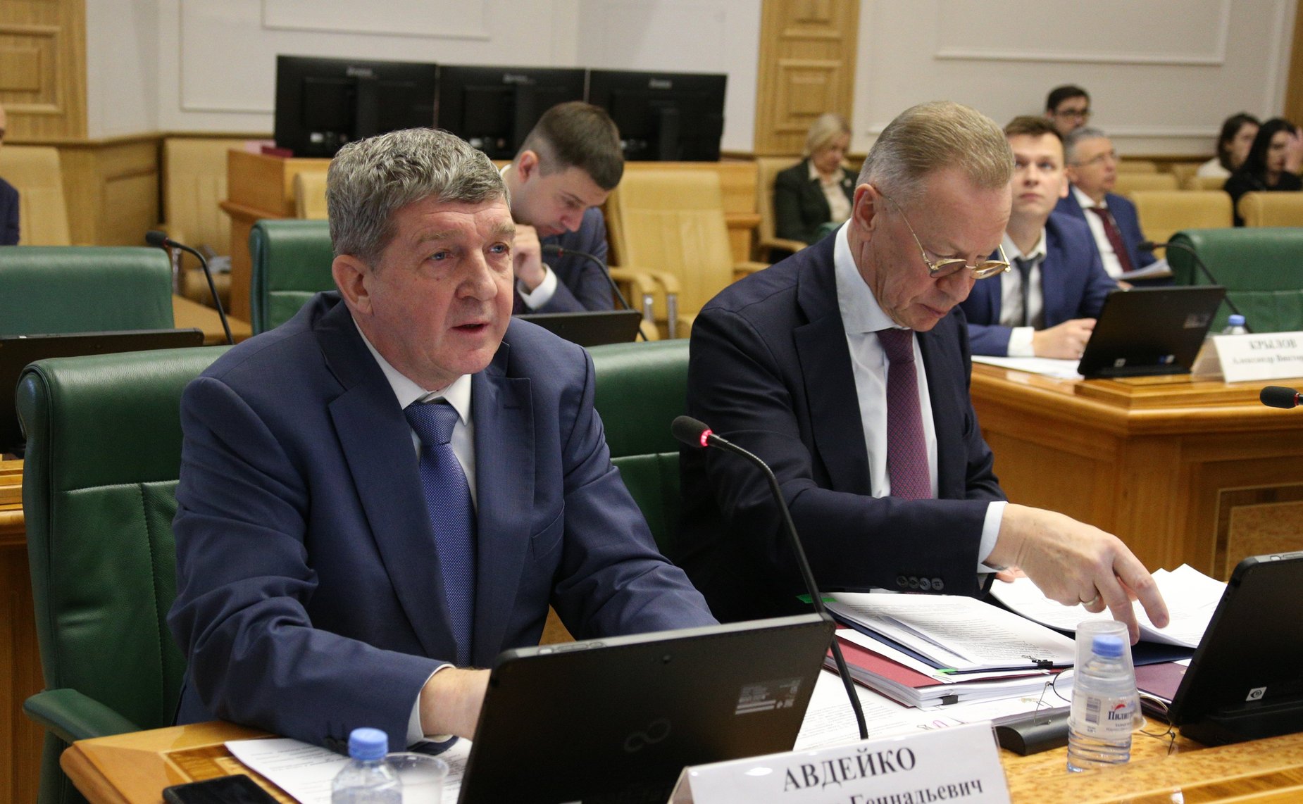 Заседание Комитета СФ по конституционному законодательству и государственному строительству