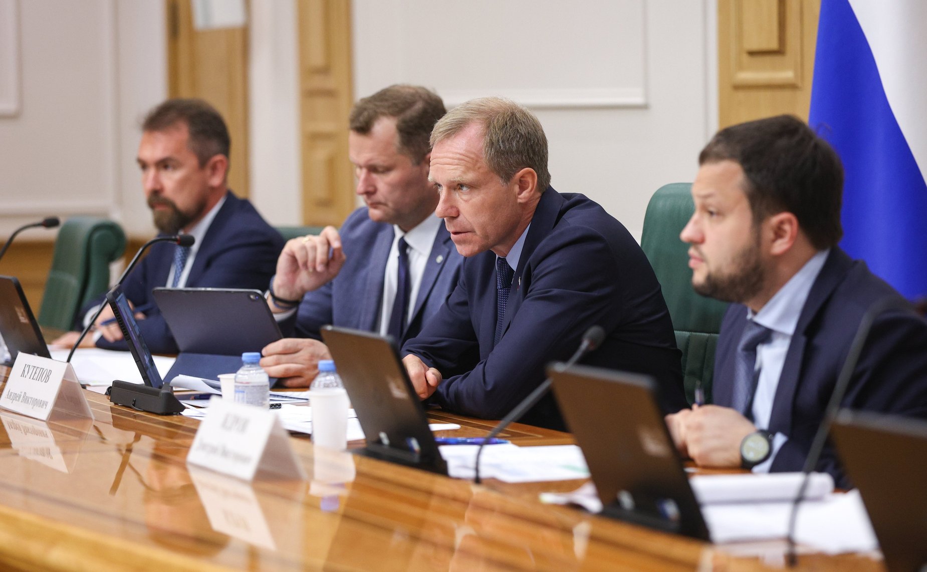 Заседание Совета по развитию транспортного комплекса в субъектах РФ при СФ на тему «О развитии сети аэропортов гражданской авиации в Российской Федерации (модернизация действующих и строительство новых)»