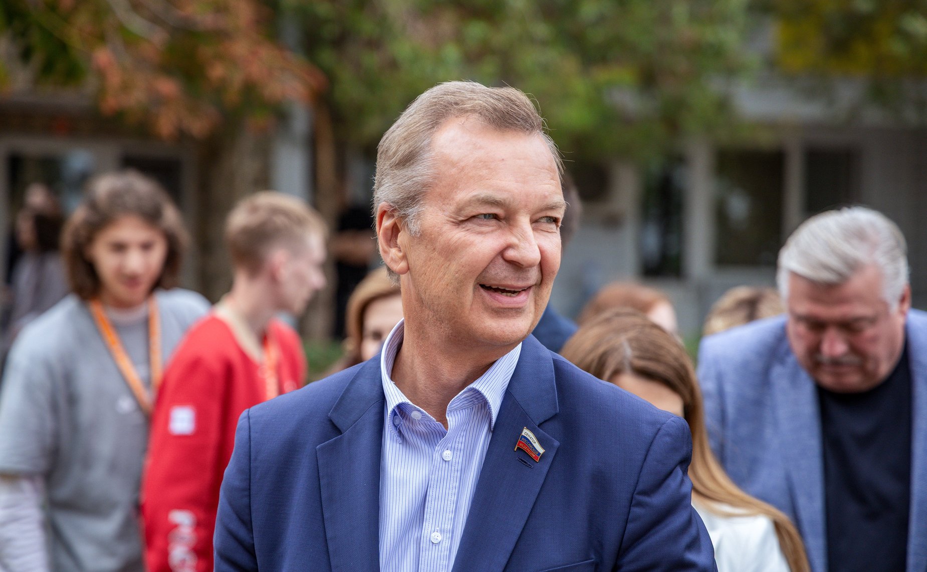 В ходе региональной поездки первый заместитель Председателя СФ Андрей Яцкин посетил ряд объектов и выступил на пленарной дискуссии Всероссийского молодежного образовательного форума «Ростов»