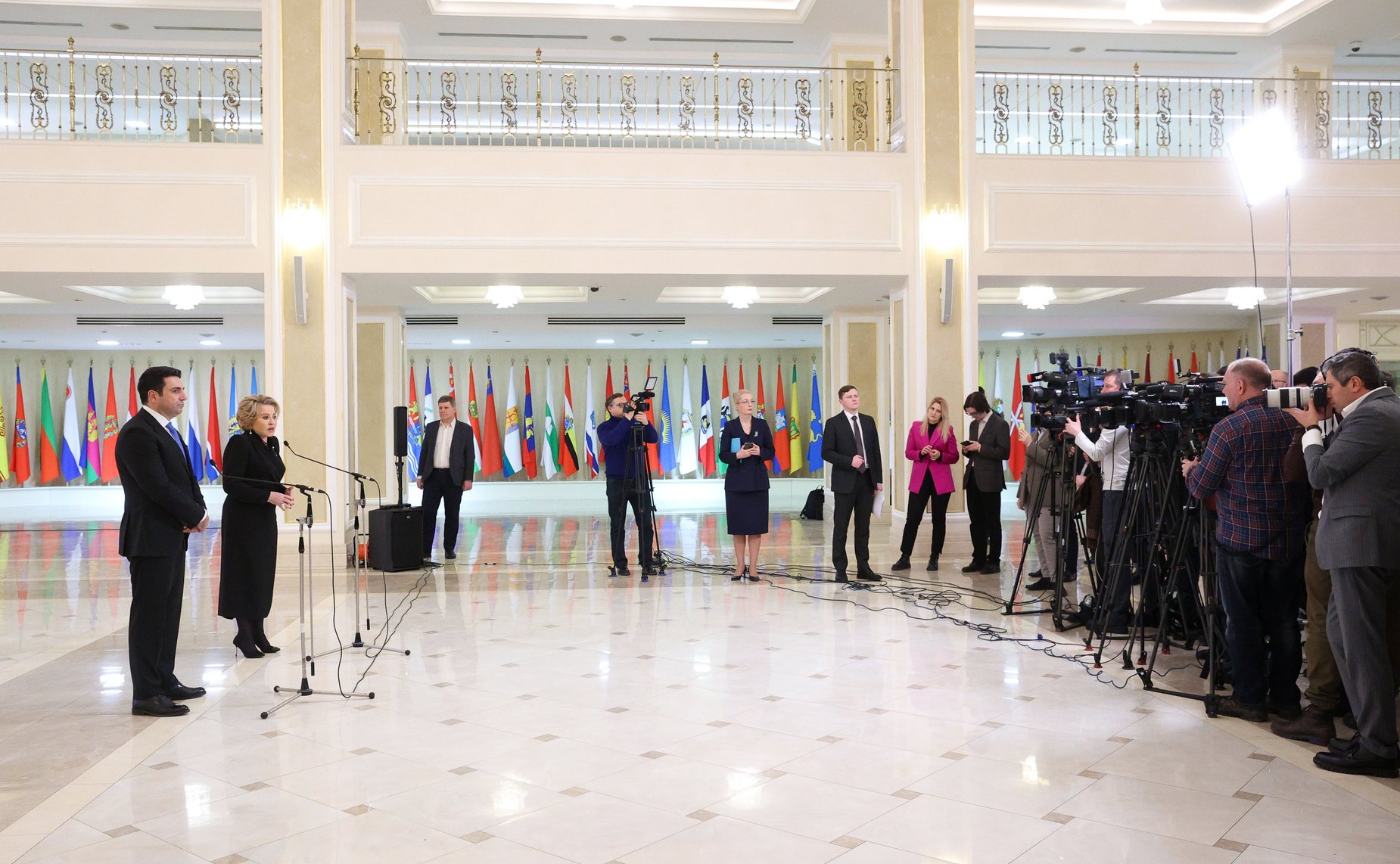 Встреча Председателя Совета Федерации Валентины Матвиенко с Председателем Национального Собрания Республики Армения Аленом Симоняном