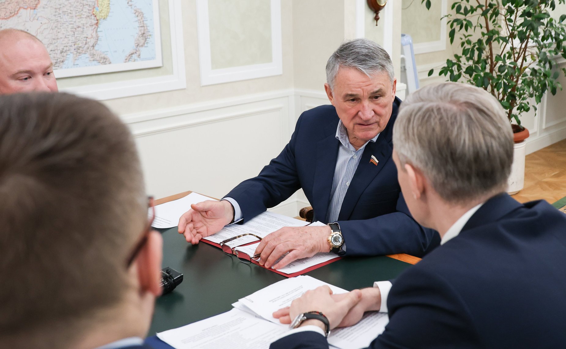Встреча заместителя Председателя Совета Федерации Юрия Воробьева с руководством Смоленской области