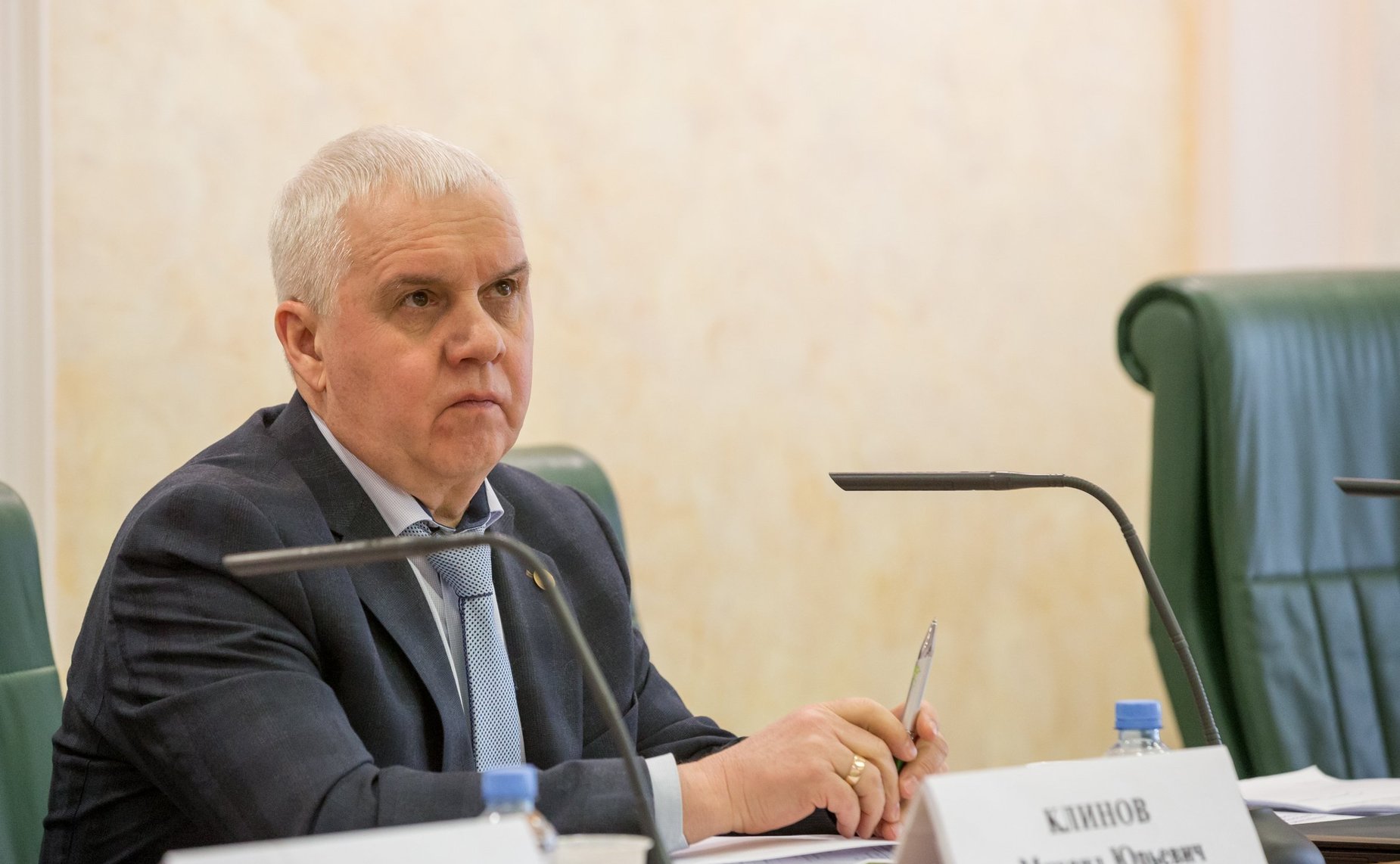 Михаил Клинов