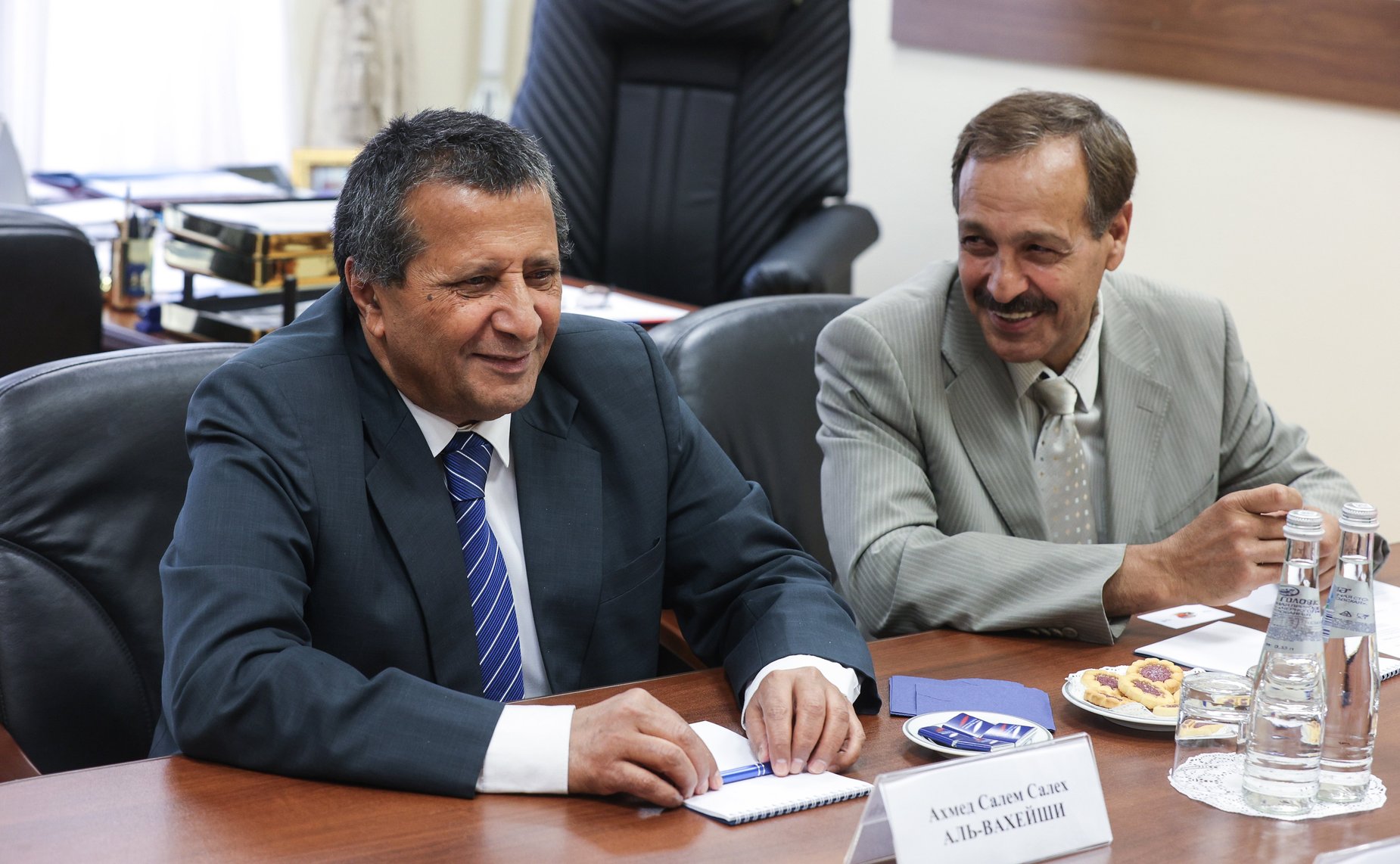 Первый заместитель председателя Комитета СФ по науке, образованию и культуре Ильяс Умаханов встретился с Чрезвычайным и Полномочным Послом Йеменской Республики в РФ