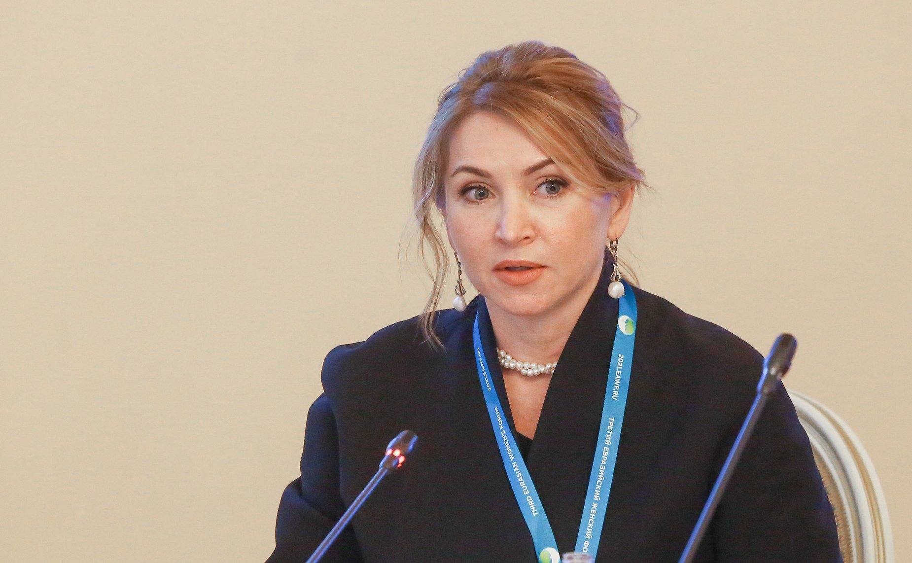 Заседание тематической сессии «Женщины-ученые и глобальные вызовы современности»