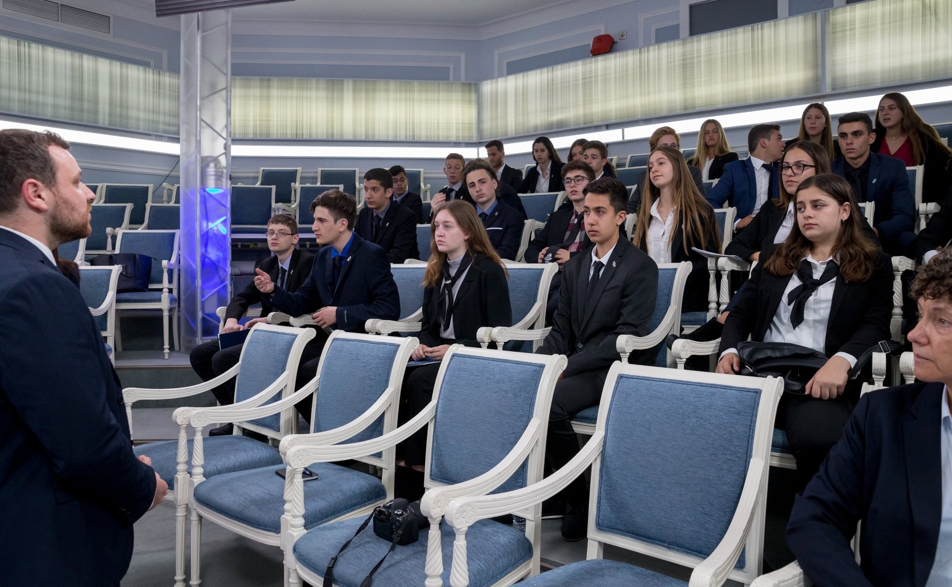 Встреча сенаторов с делегацией школьников-участников проекта «Молодые послы из Израиля»