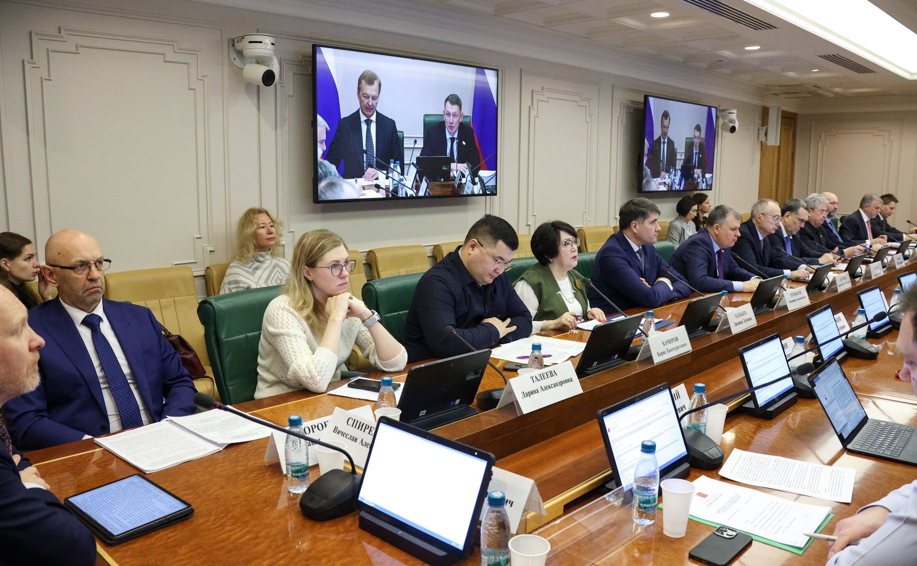 Заседание Комитета Совета Федерации по аграрно-продовольственной политике и природопользованию