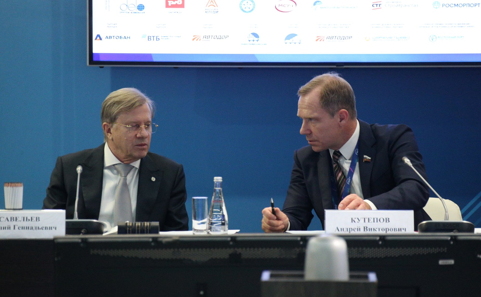 Совместное заседание Комитета Совета Федерации по экономической политике и Комитета Государственной Думы по транспорту и развитию транспортной инфраструктуры в рамках Транспортной недели