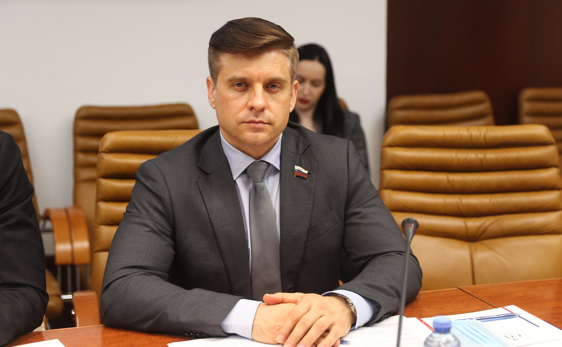 Юрий Архаров