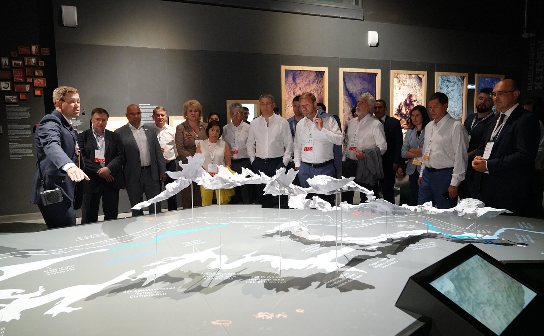 Заместитель Председателя СФ Константин Косачев и председатель Комитета СФ по науке, образованию и культуре Лилия Гумерова приняли участие в открытии историко-культурного музейного комплекса «Шульган-Таш»