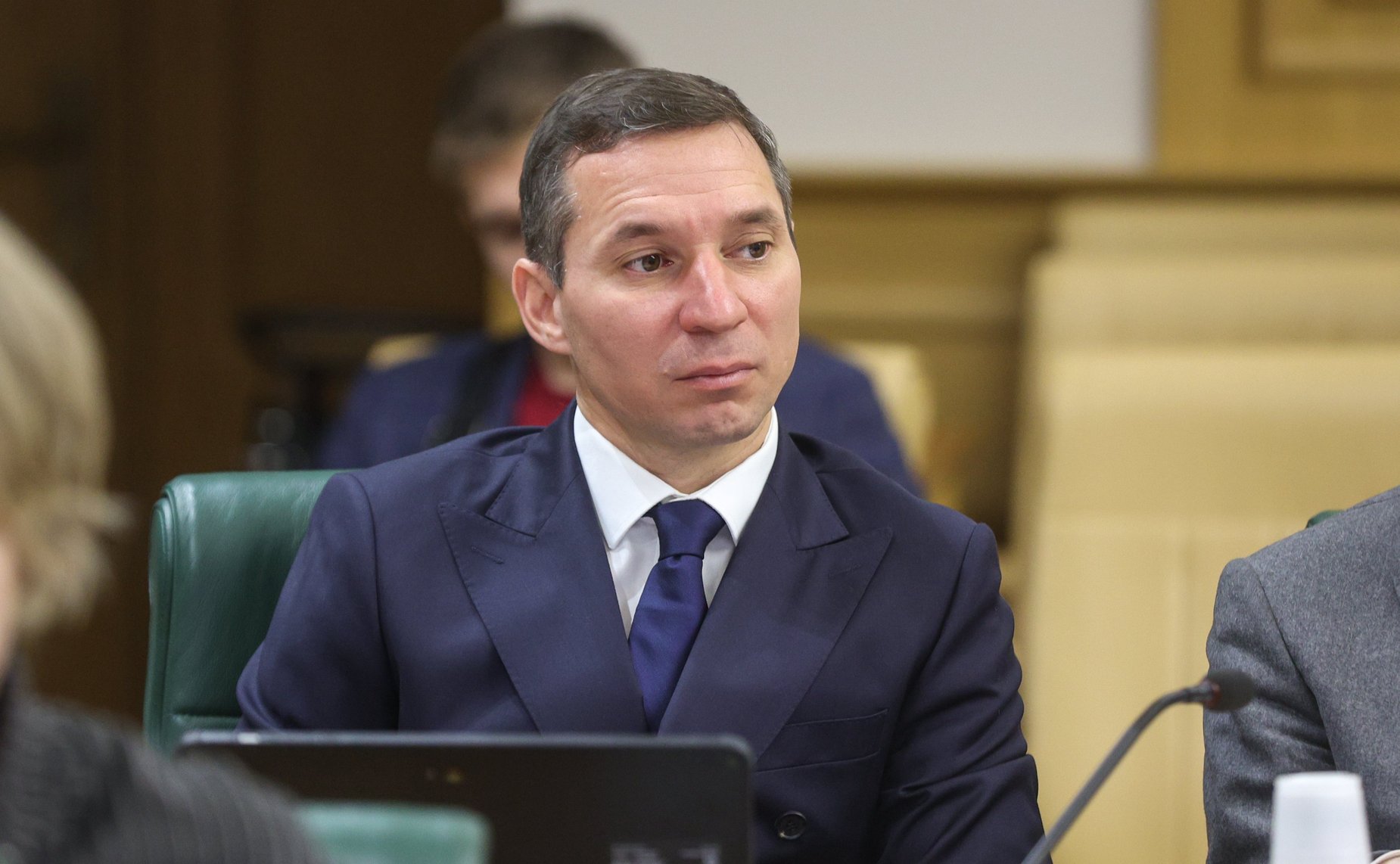 Круглый стол на тему «Особый порядок привлечения к административной ответственности судей и иных должностных лиц, выполняющих определенные государственные функции»