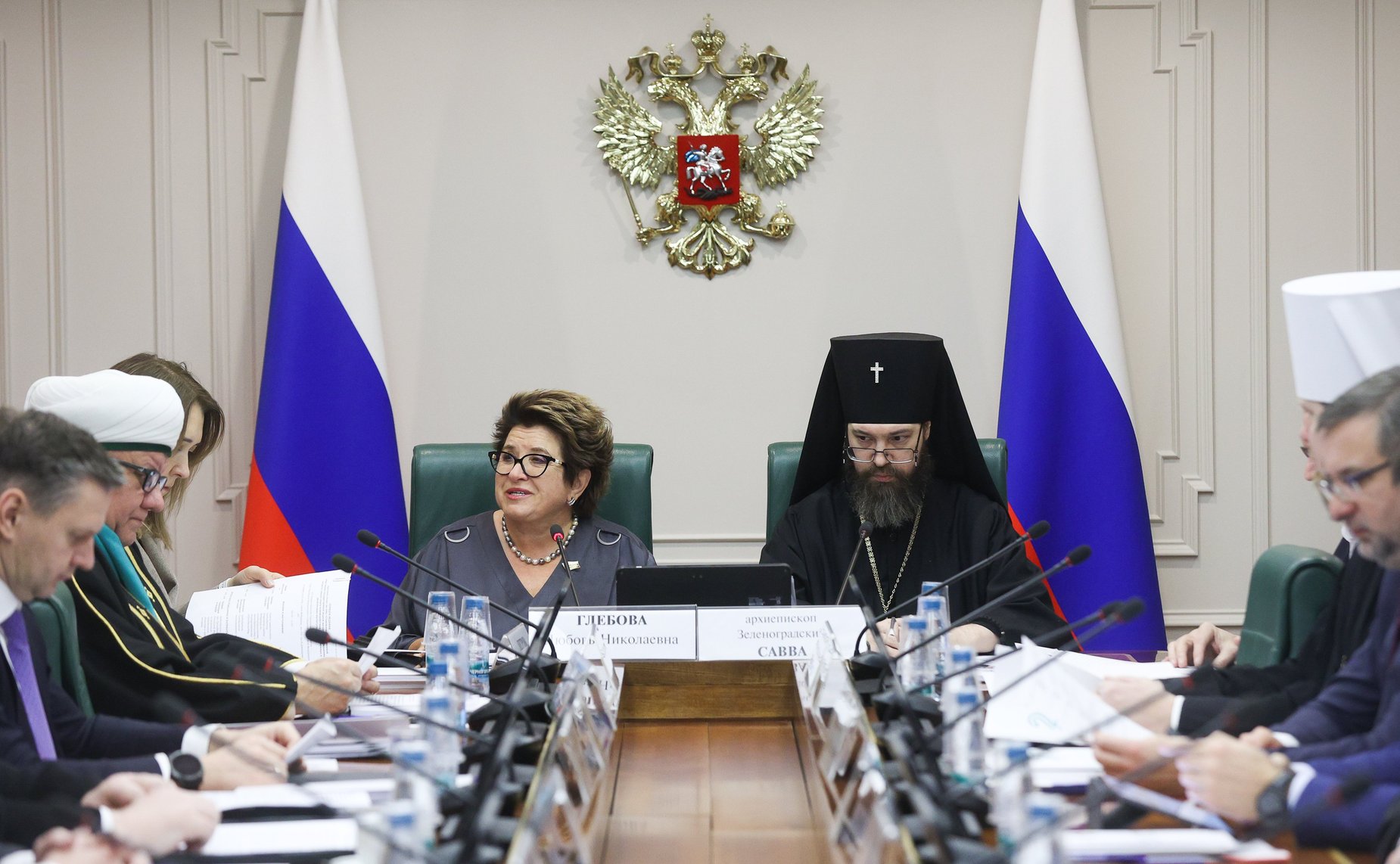 Круглый стол «Становление современной общественно-государственной модели воспитания гражданина и патриота (анализ опыта взаимодействия государственных и религиозных институтов)» (в рамках XIV Рождественских парламентских встреч)