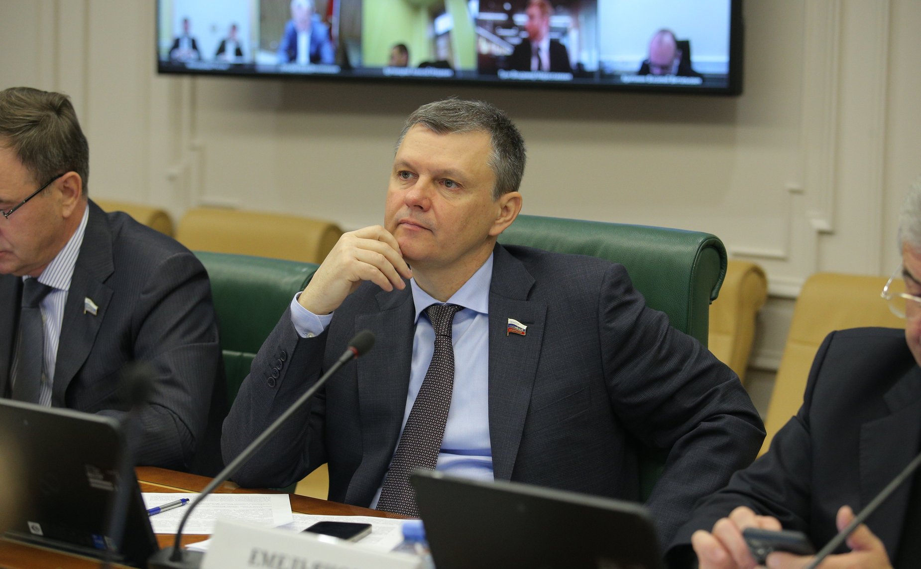 Александр Наролин