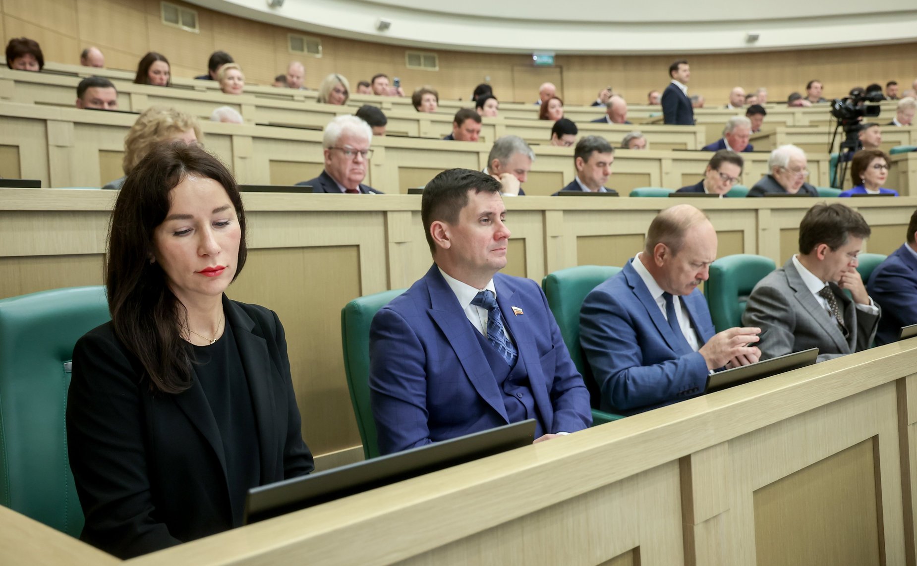 Парламентские слушания на тему «О параметрах проекта федерального бюджета на 2025 год и на плановый период 2026 и 2027 годов»