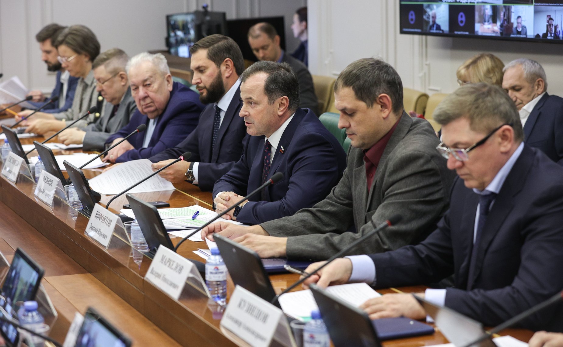 Круглый стол Комитета СФ по экономической политике «О перспективах развития производства и использования электротранспортных средств и создания зарядной инфраструктуры»