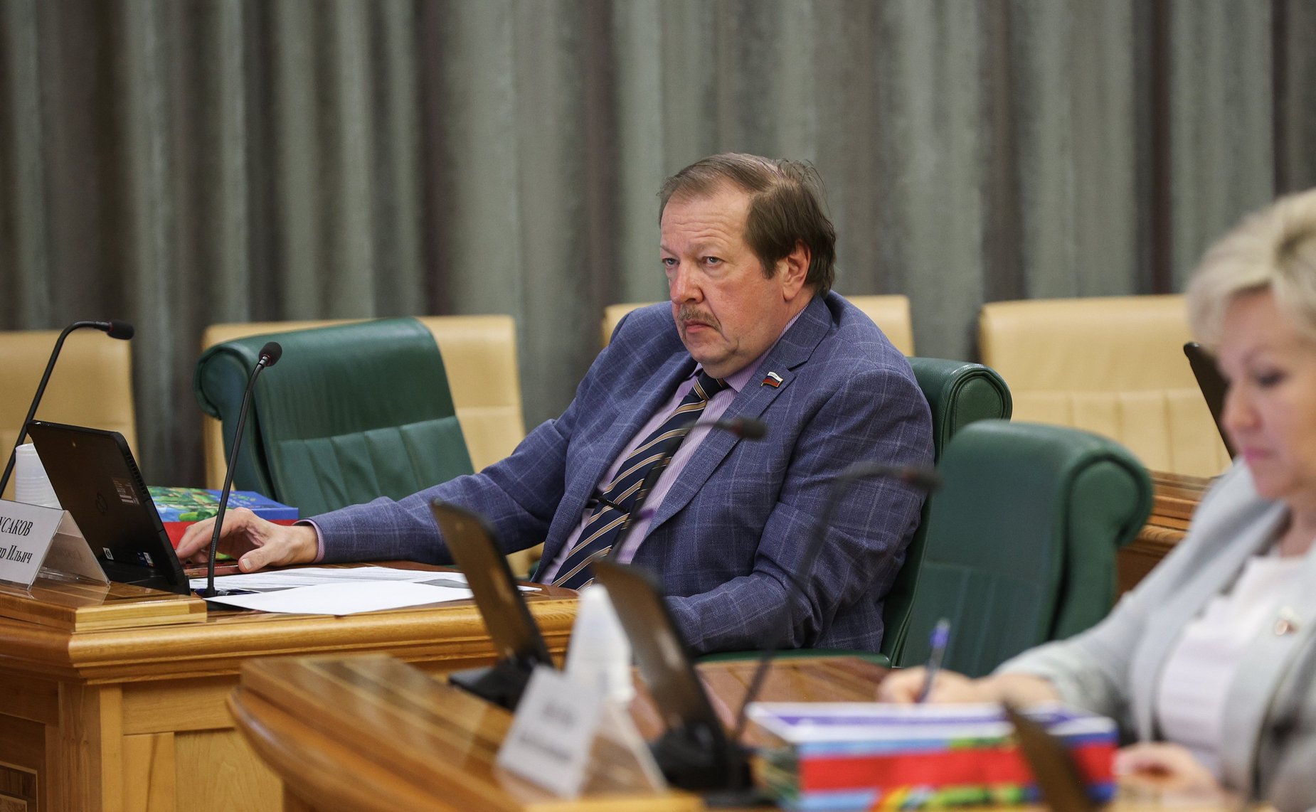 Александр Русаков