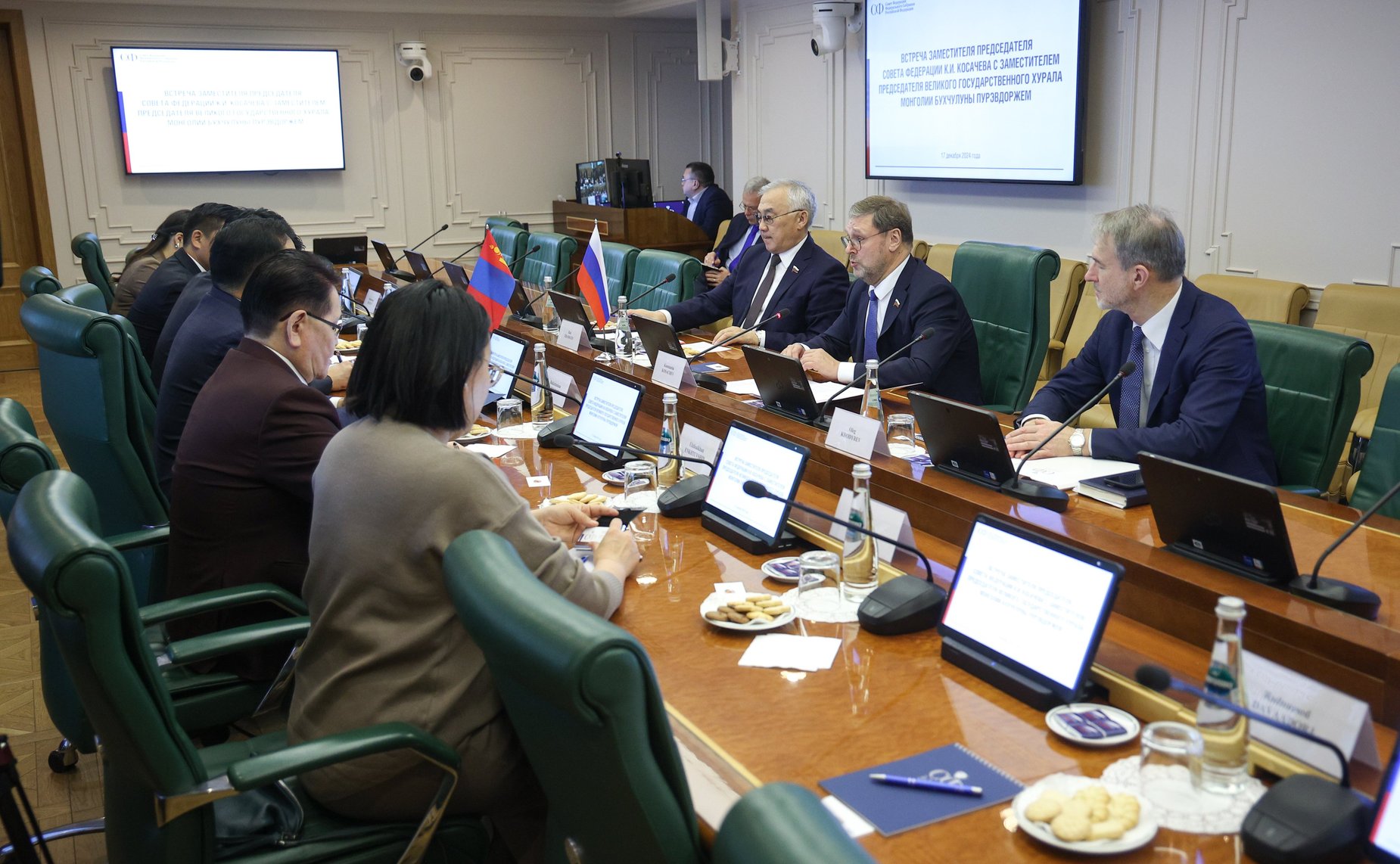 Встреча заместителя Председателя Совета Федерации Константина Косачева с заместителем Председателя Великого Государственного Хурала Монголии