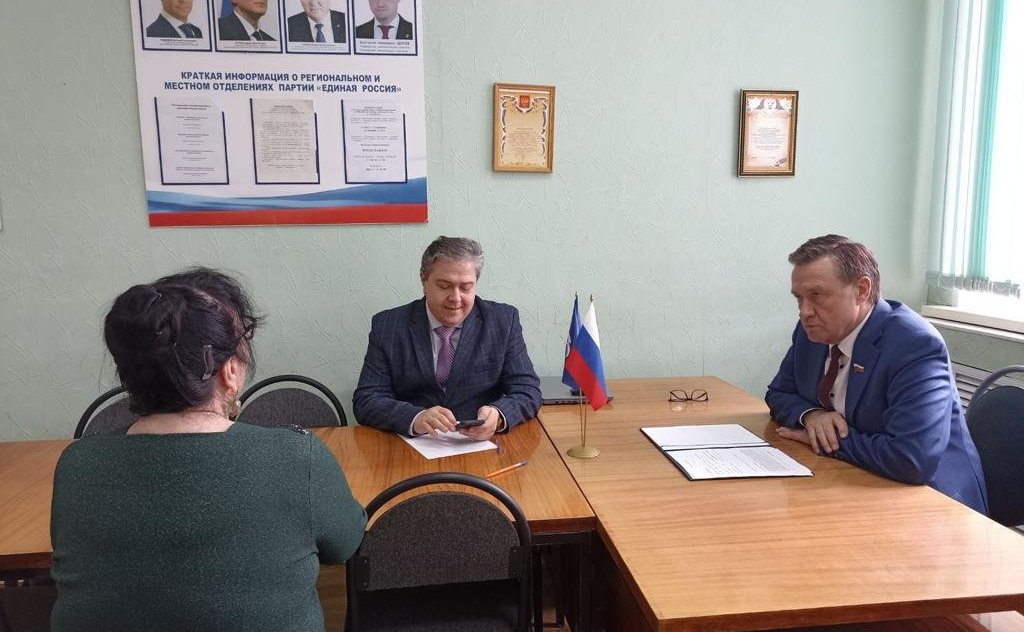 Сергей Рябухин в ходе рабочей поездки в регион провел прием граждан