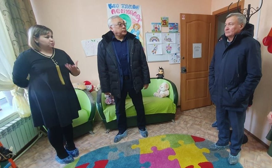 Баир Жамcуев в ходе работы в регионе посетил село Колочное Читинского район
