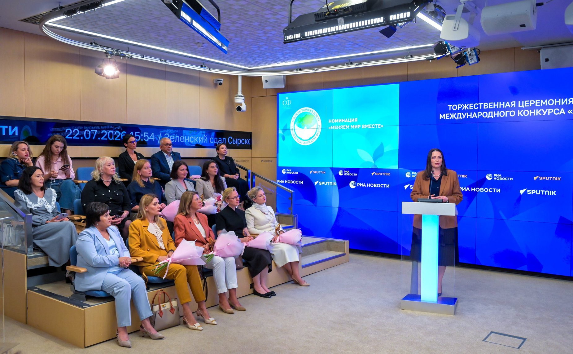 В ММПЦ «Россия сегодня» прошла церемония подведения итогов конкурса «Лидеры в интересах женщин»
