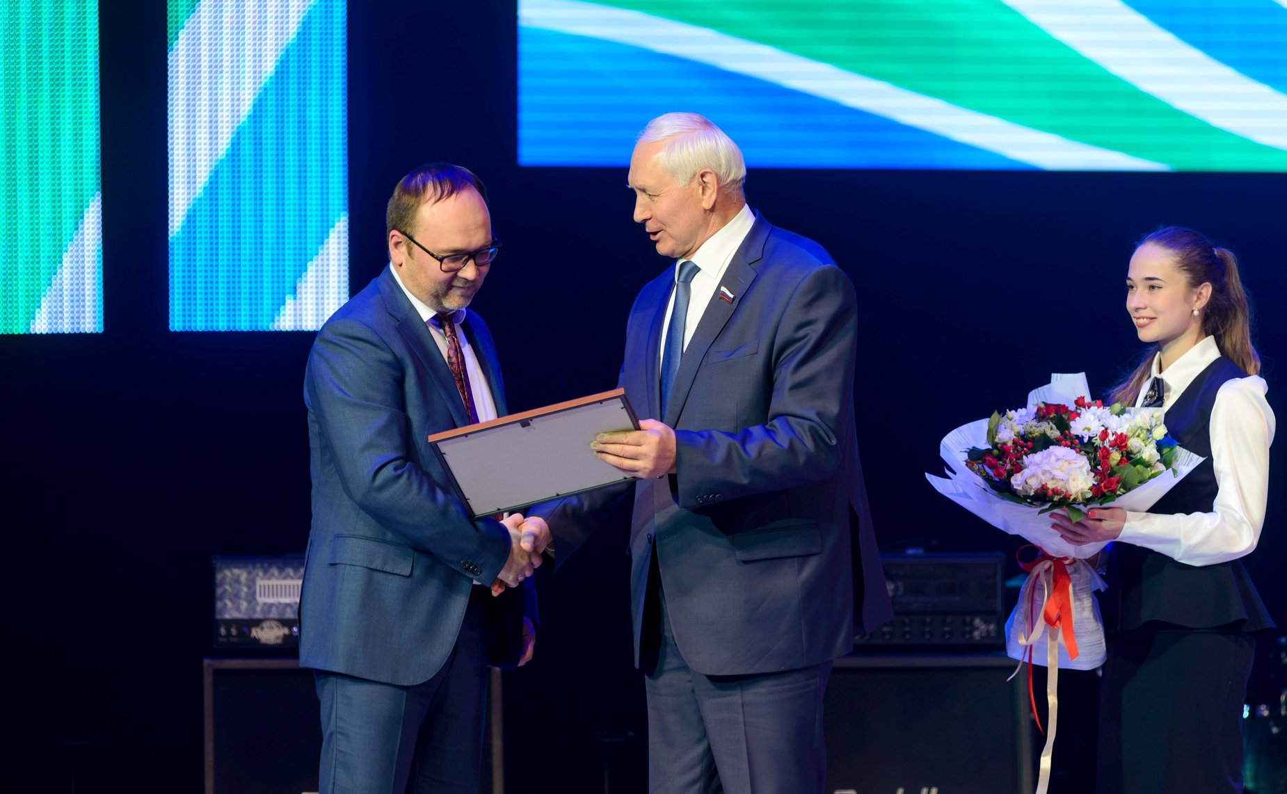 Николай Тихомиров принял участие в торжествах, посвященных празднованию Дня химика в городе Череповце