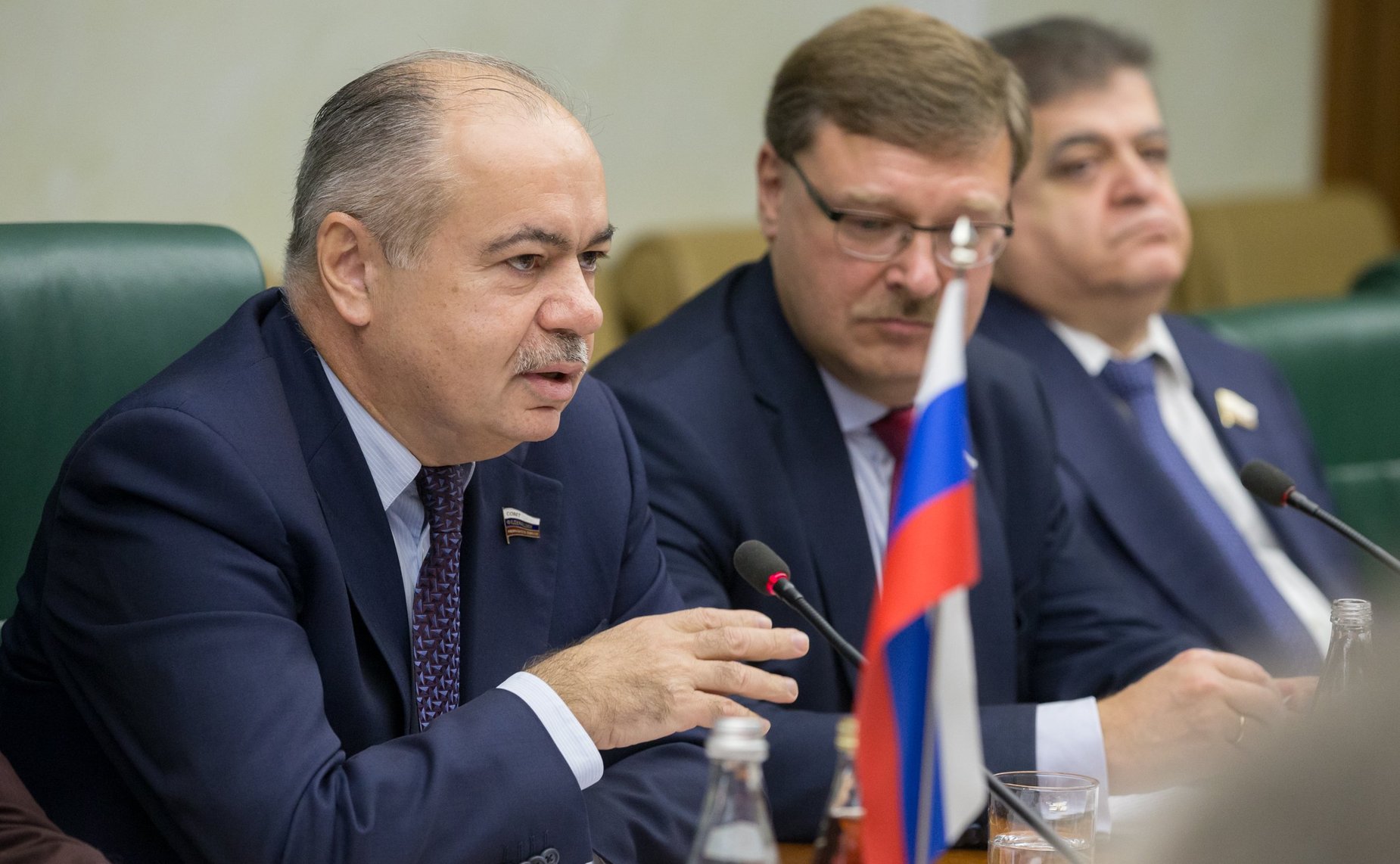 И. Умаханов