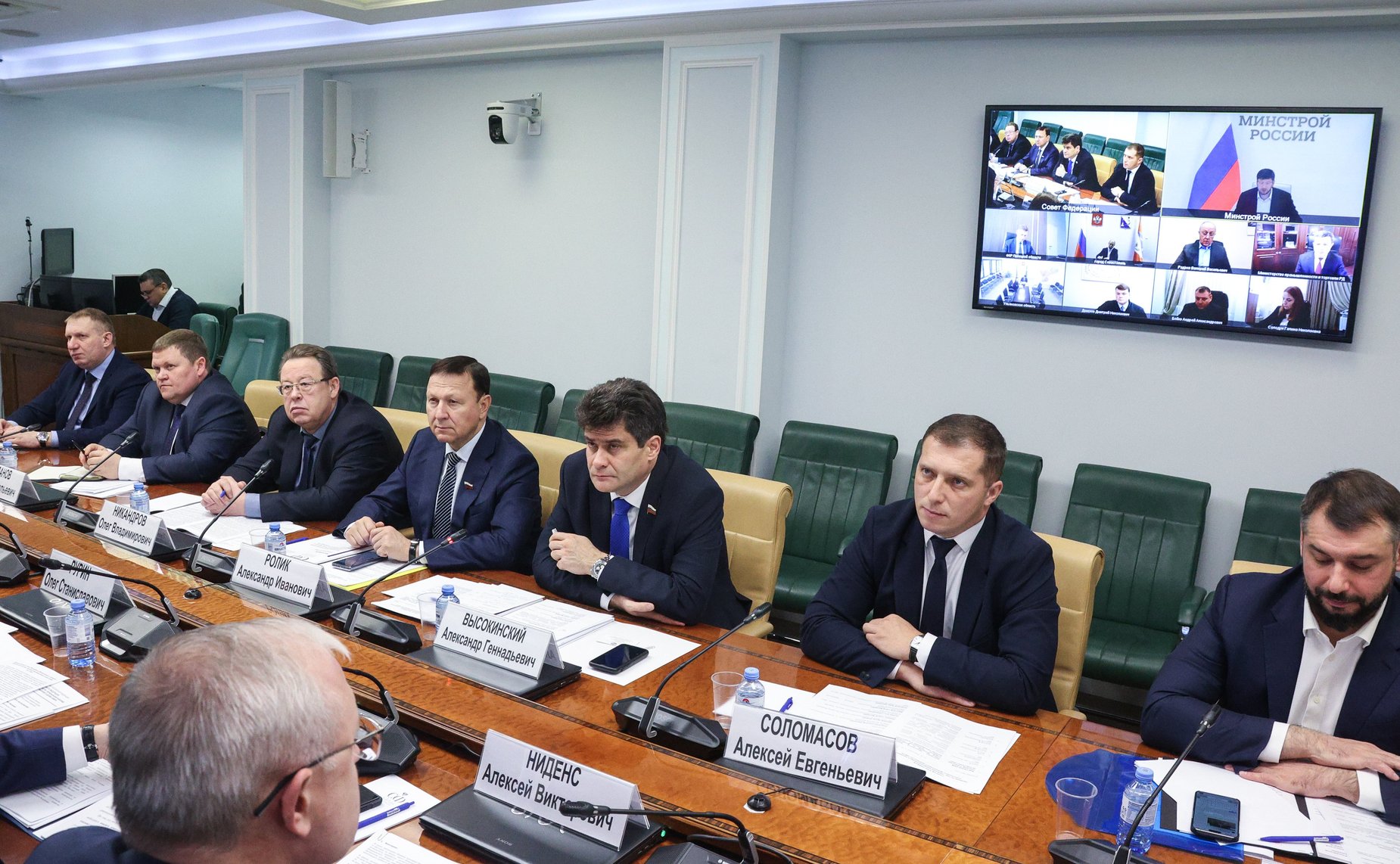 Совещание Комитета по федеративному устройству, региональной политике, МСУ и делам Севера «Проблемы импортозамещения и наращивание отечественного промышленного производства лифтов»