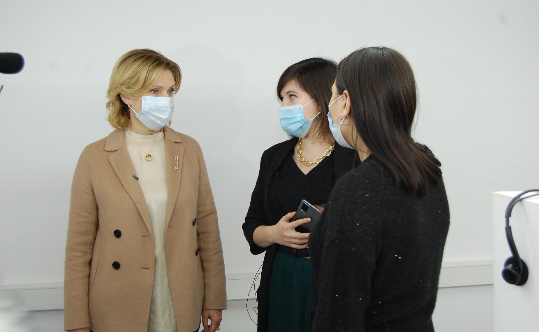 Инна Святенко в рамках акции «Звонок добра» посетила крупнейший в России центр поддержки волонтёрского движения «Мосволонтёр»