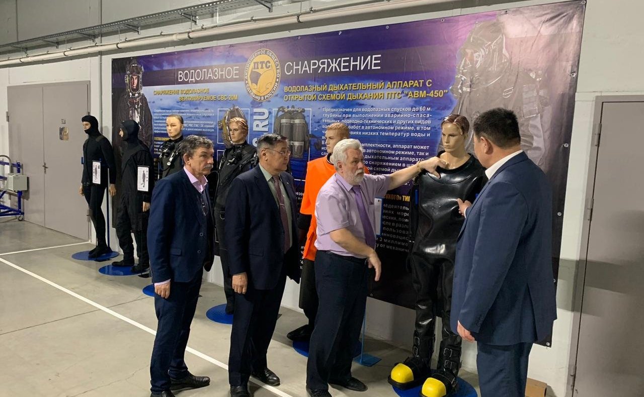 В. Мархаев провел рабочую встречу с президентом компании АО «ПТС»